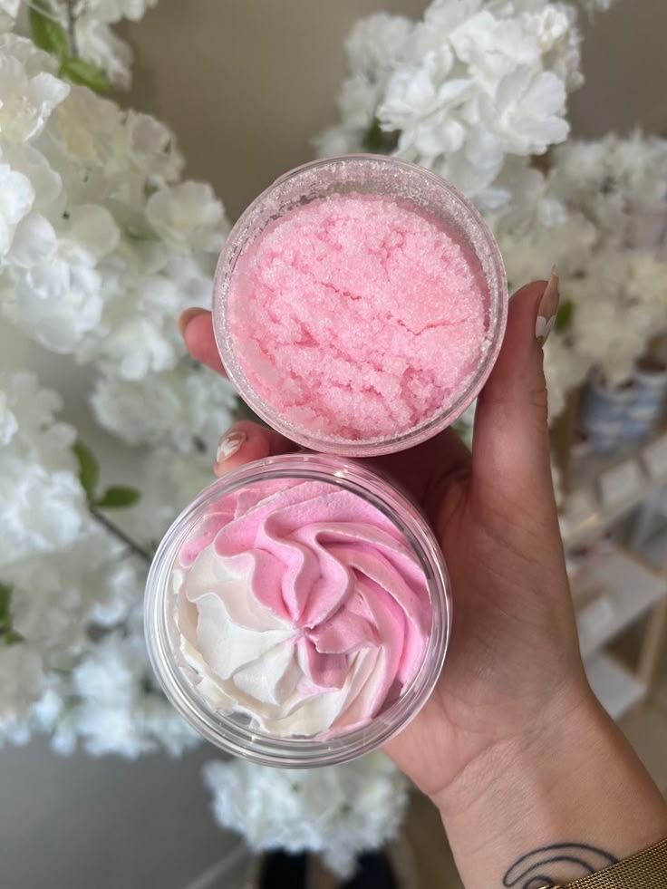 المرجع الشامل لاحتراف صناعة المقشرات: طريقكِ من الهواية إلى البراند الخاص